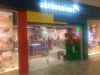 Astrasec rádiófrekvenciás bolti lopásgátló rendszer a Westend Játéksziget üzletben